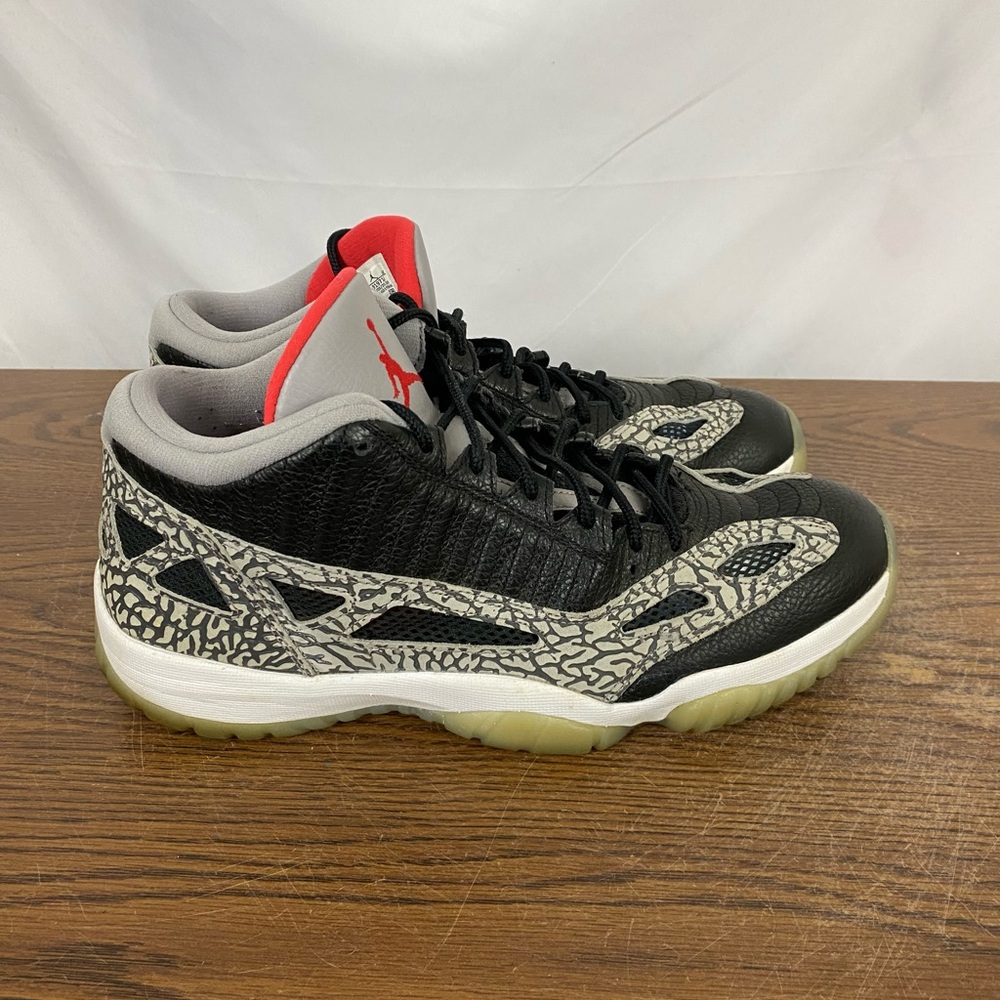 Air Jordan Retro 11 IE Low Black Cement Size 11 Red Concord Bred Bulls